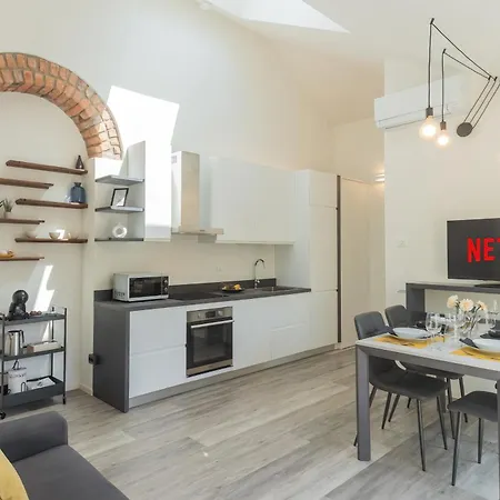 Manaraquattro - With Free Parking And View In Como, Near The Center - コモ