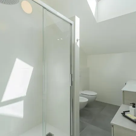 Manaraquattro - With Free Parking And View In Como, Near The Center - * コモ